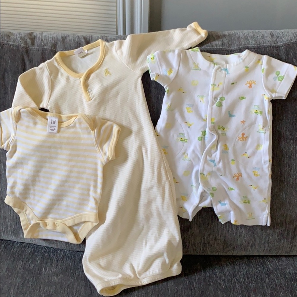 Baby Gap bundle set